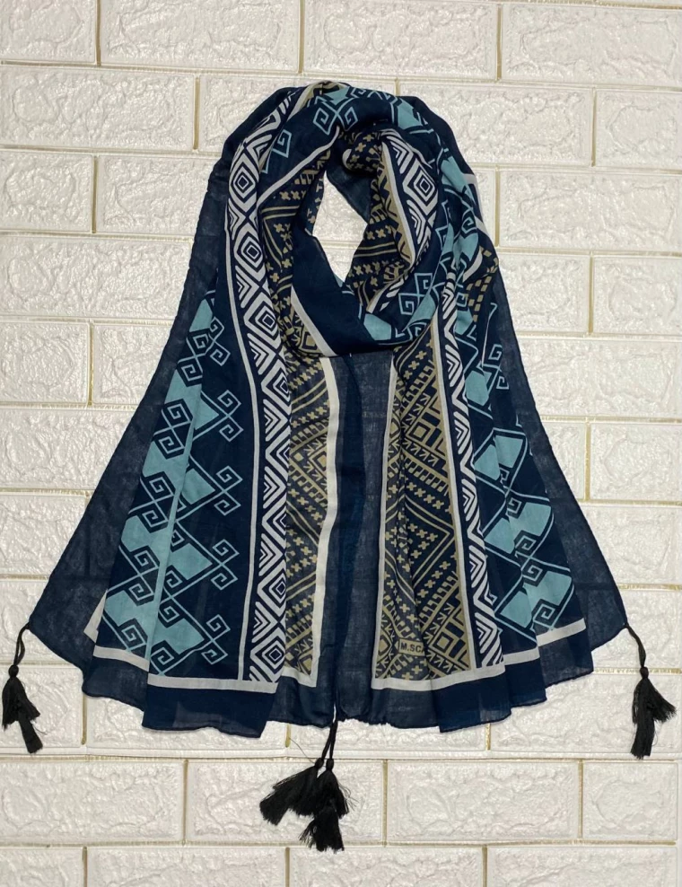 شال نخی منگوله دار عرض 75 کد 8395