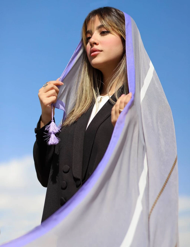 شال نخ اسلپ منگوله دار  کد 8979