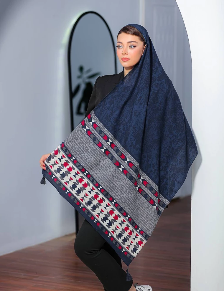 شال نخی منگوله دار کد 8756