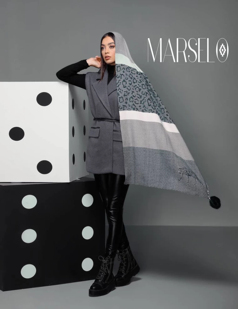 شال موهر وارداتی پوم دار کد 10400