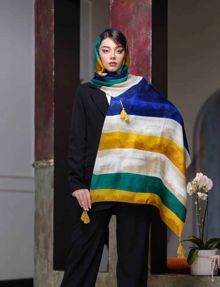 شال نخی بهاره منگوله دار کد 8760
