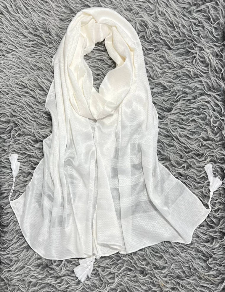 شال مجلسی جناقی منگوله دار عرض 75 کد 5702