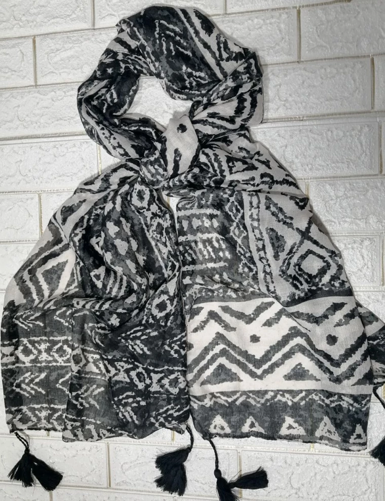 شال سی ای اسکارف منگوله دار کد 61600108451
