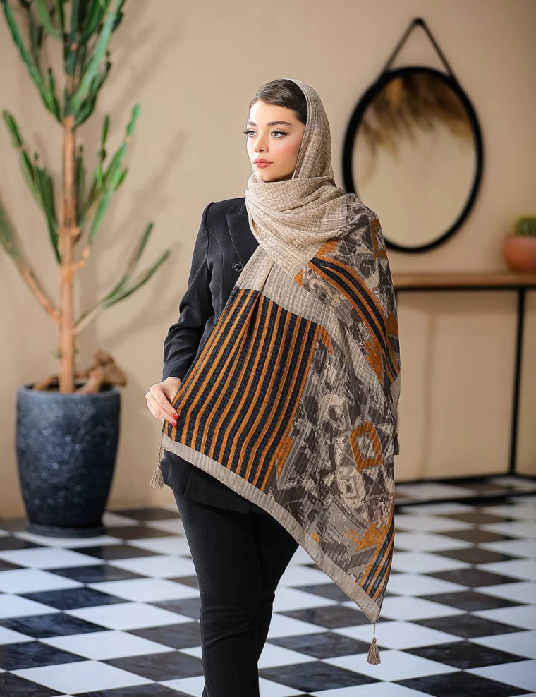 شال نخی منگوله دار کد 8757