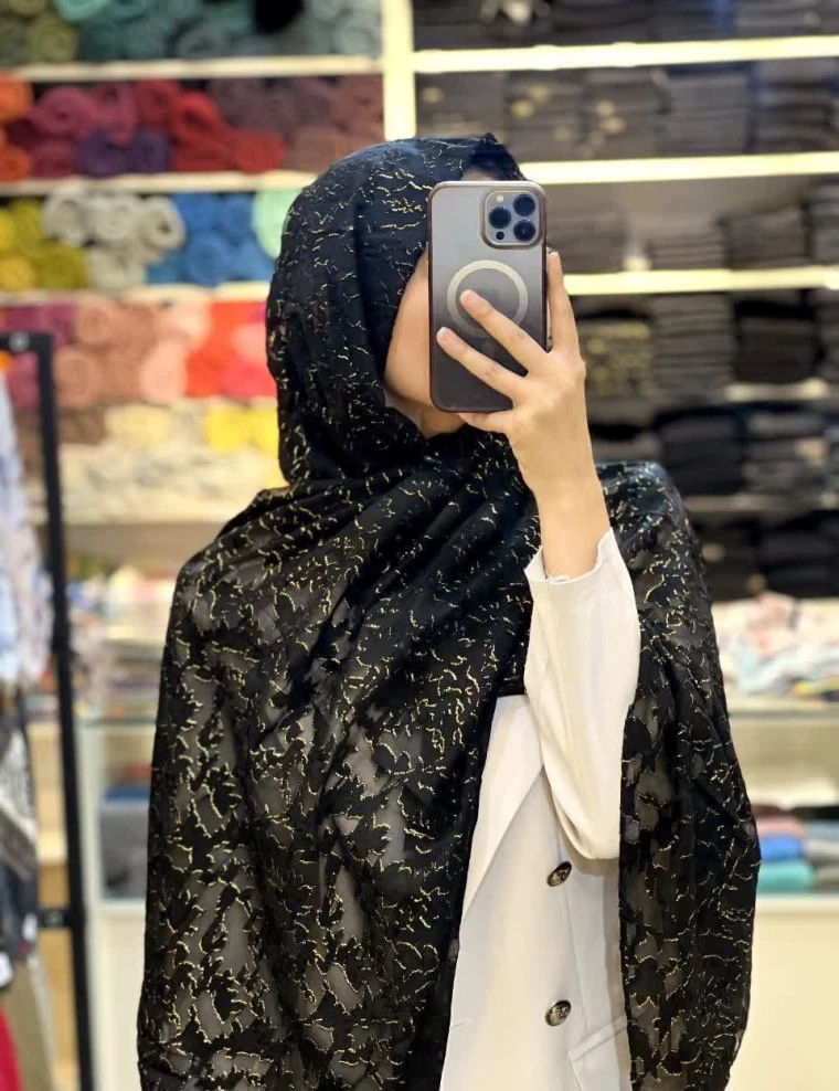 شال حریر گل برجسته وارداتی کد 10068