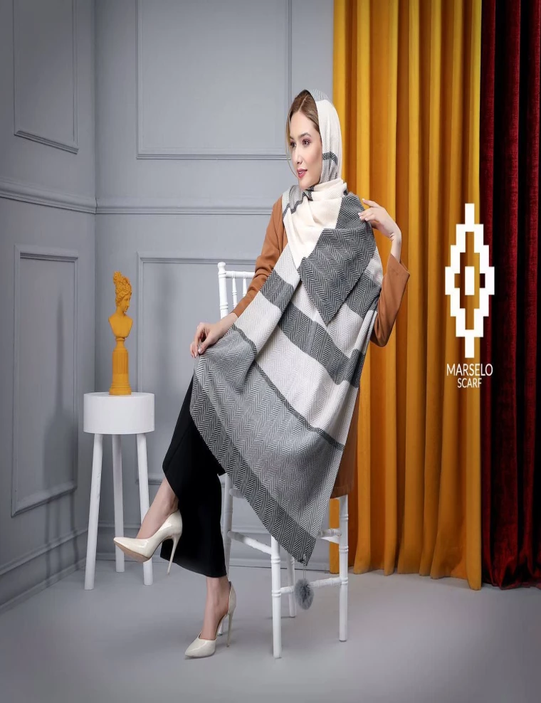 شال موهر وارداتی پوم دار کد 10402