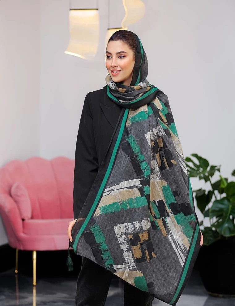 شال نخی منگوله دار کد 8909