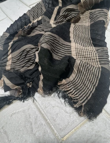 شال نخی پلیسه کد 8742