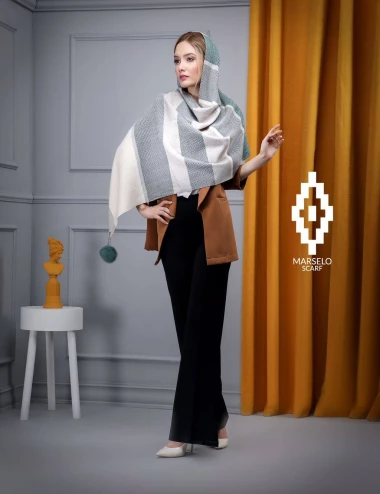 شال موهر وارداتی پوم دار کد 10402