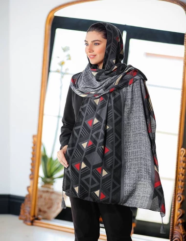 شال نخی منگوله دار کد 8882