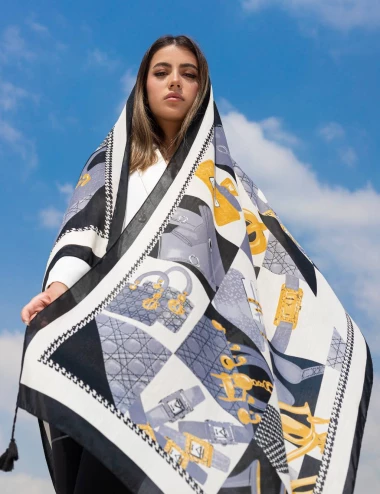 شال نخی بهاره منگولدار کد 8985