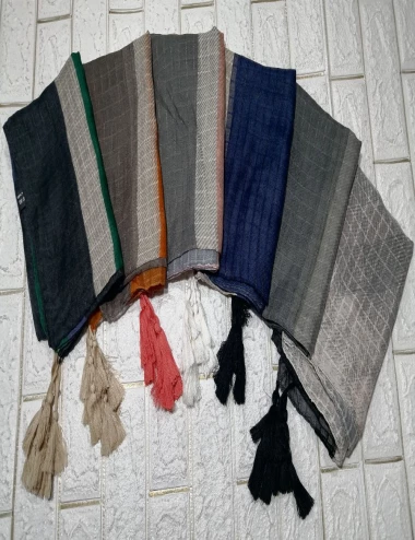 شال نخی ژاکارد منگوله دار کد 6100108325
