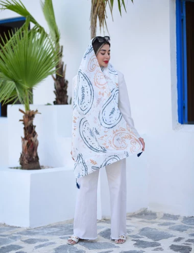 شال نخی منگوله دار کد 10084