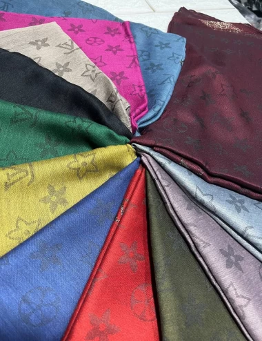 شال ژاکارد حاشیه لمه وارداتی عرض 80 کد 5975