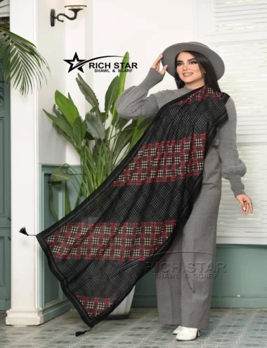 شال نخی پاییزه منگوله دار کد 10373