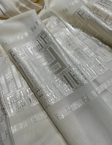 شال حریرنخ مجلسی کرم دستک کریستال عرض 80 کد 5849