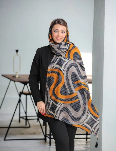 شال نخی منگوله دار کد 8755