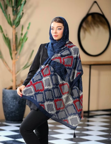 شال نخی منگوله دار کد 8866