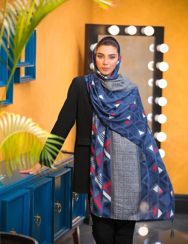 شال نخی منگوله دار کد 8882