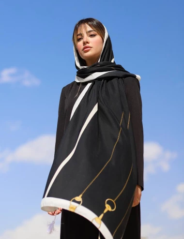 شال نخ اسلپ منگوله دار  کد 8979