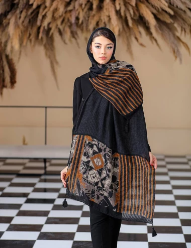 شال نخی منگوله دار کد 8757