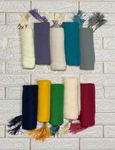 شال حریرنخ مجلسی منگوله دار عرض 75 کد 8372