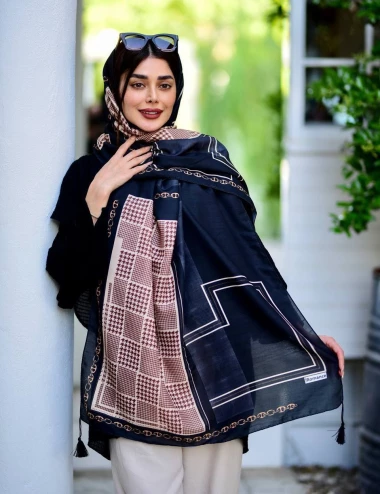 شال نخی منگوله دار کد 8960