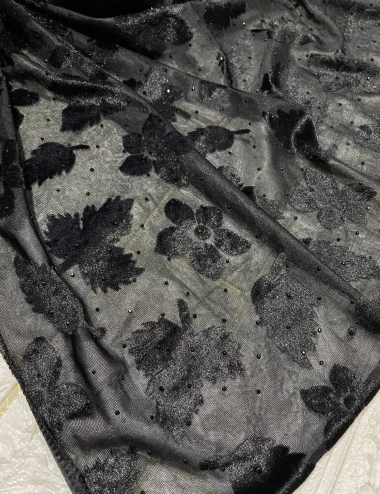 شال مجلسی مخمل نگین دار عرض 75 کد 8442