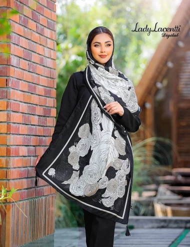 شال نخی منگوله دار کد 10177