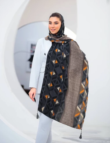 شال نخی منگوله دار کد 8882