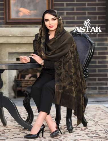 شال ویسکوز مشکی طلایی کد 8972