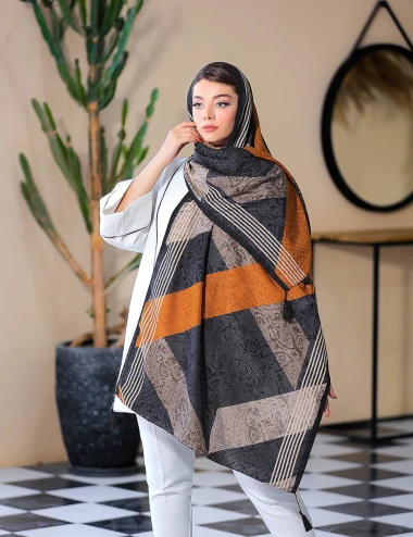 شال نخی منگوله دار کد 8759
