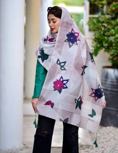 شال نخی منگوله دار کد 8962